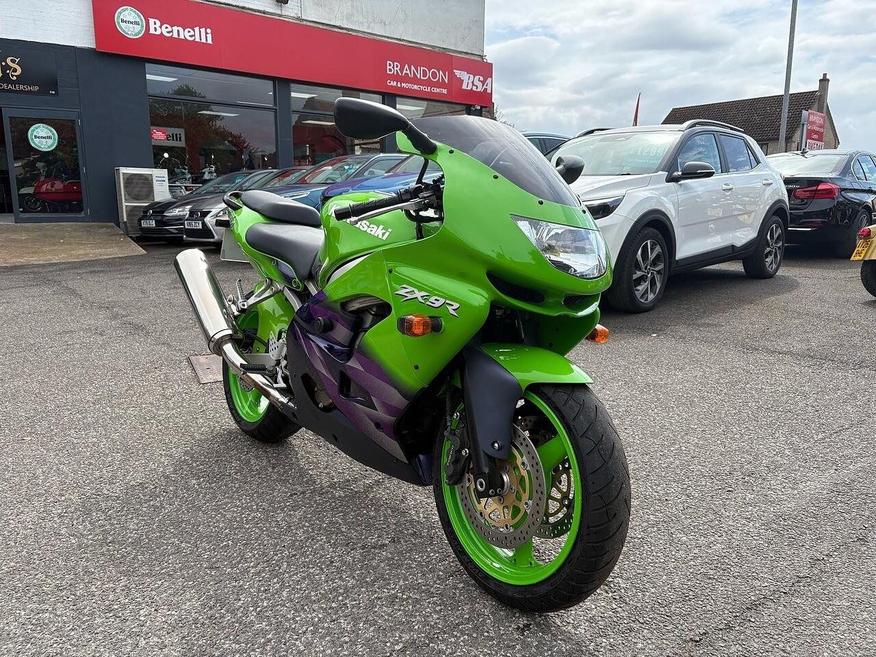 Kawasaki ZX-9R bikes for sale | AutoTrader Bikes
